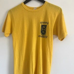 VIntage Yellow queens university logo tee